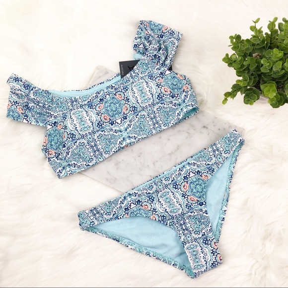 ASOS Other - Cikada Australia off the shoulder two piece